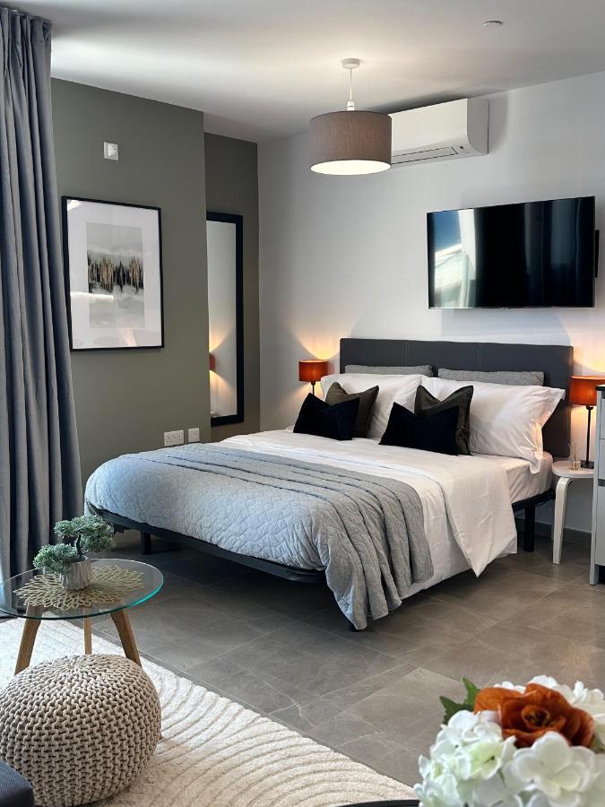 E1 Presidential Studios On High Floor With Stunning Sea Views Gibraltár Kültér fotó