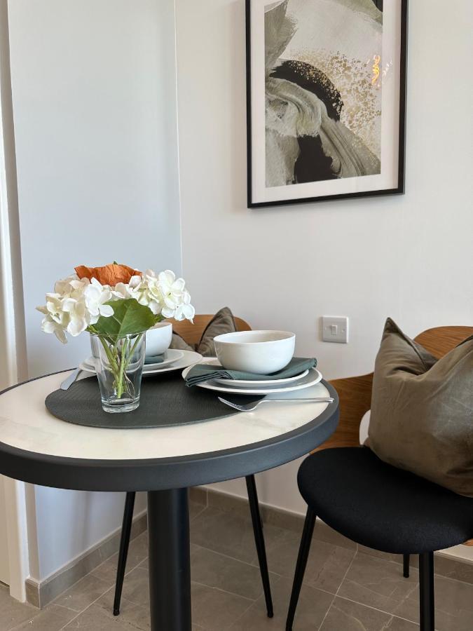 E1 Presidential Studios On High Floor With Stunning Sea Views Gibraltár Kültér fotó